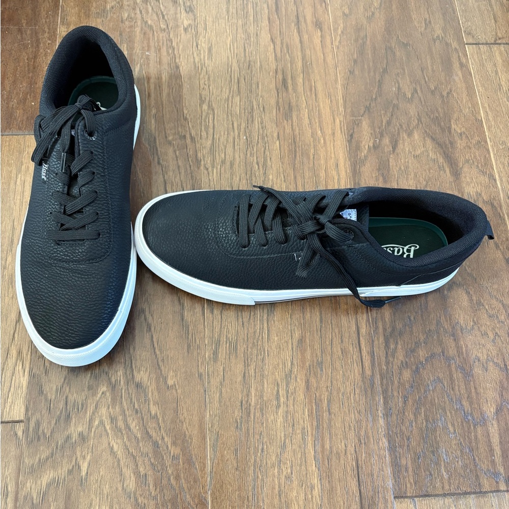 G. H. Bass Black Leather Men's Athletic Sneakers. Size 12.
